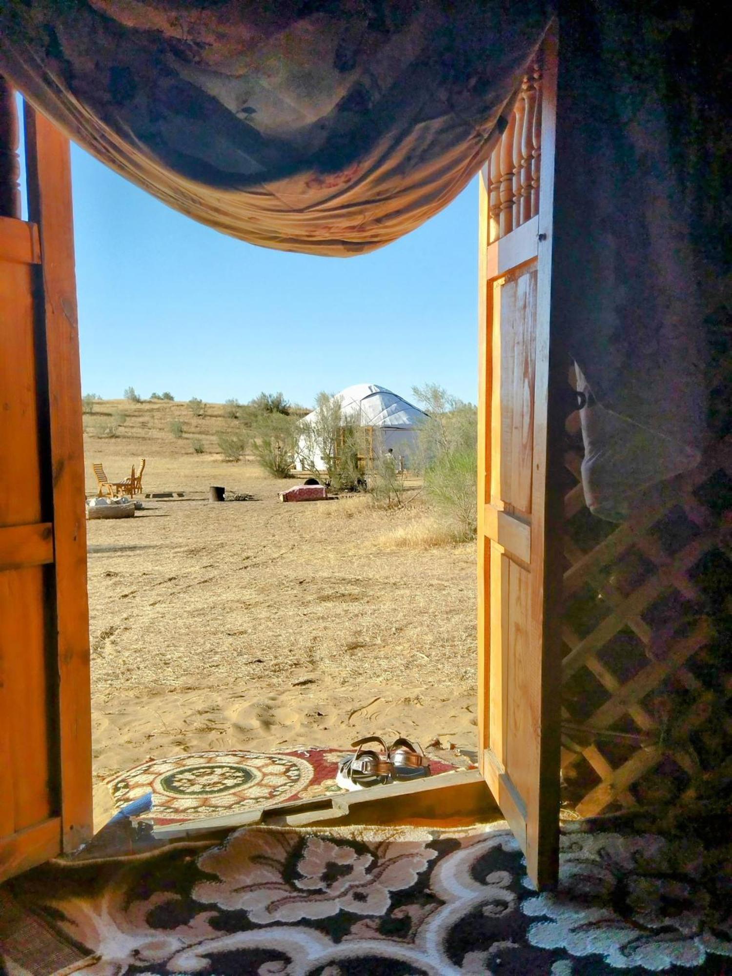 Hotel Authentic Uzbek Yurt Camp Eco-Friendly Nurota Zewnętrze zdjęcie